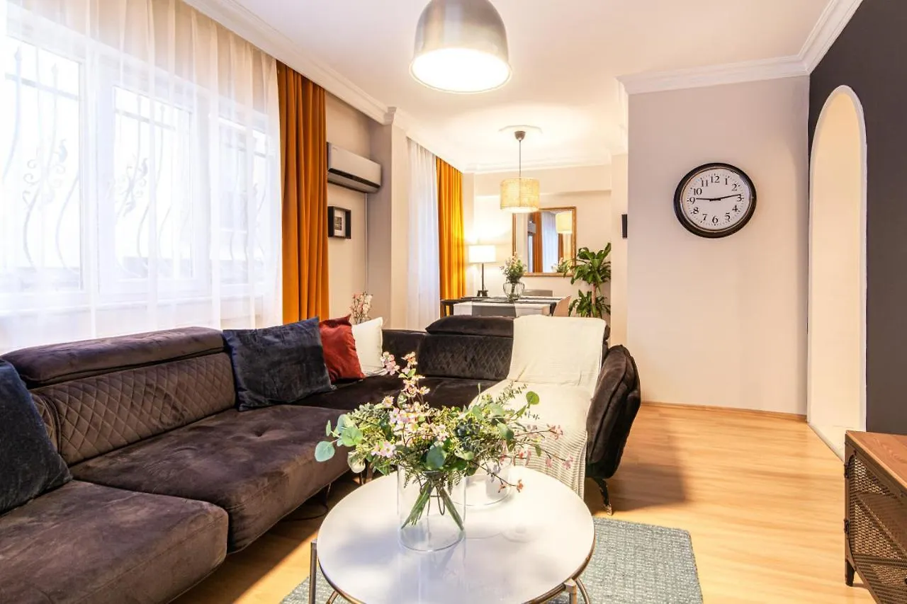 Central And Convenient Flat In Sisli Apartment Istanbul