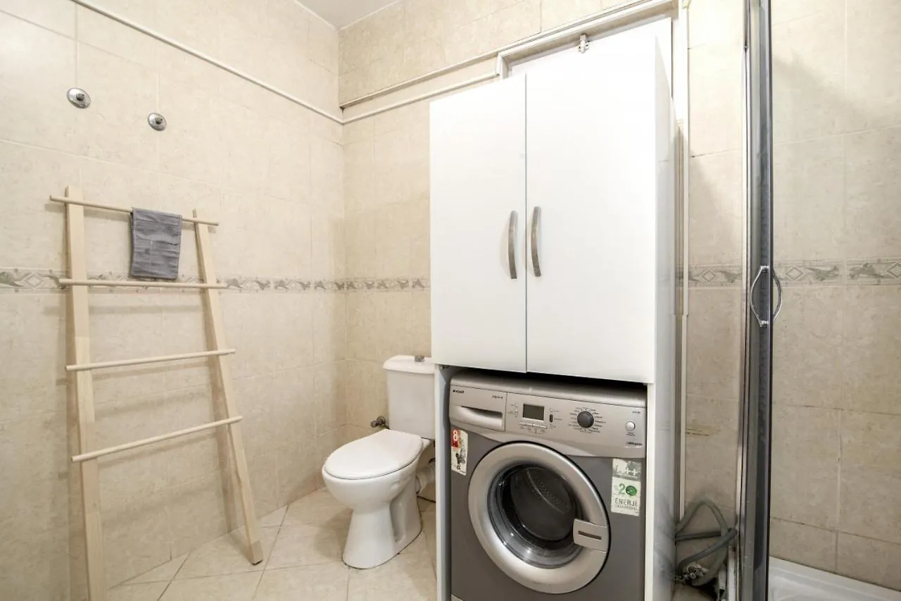 Central And Convenient Flat In Sisli Apartment Istanbul